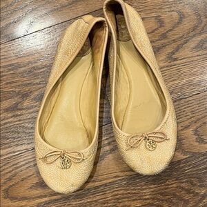 Tory Burch 7 Women's Tan Ballet Flats